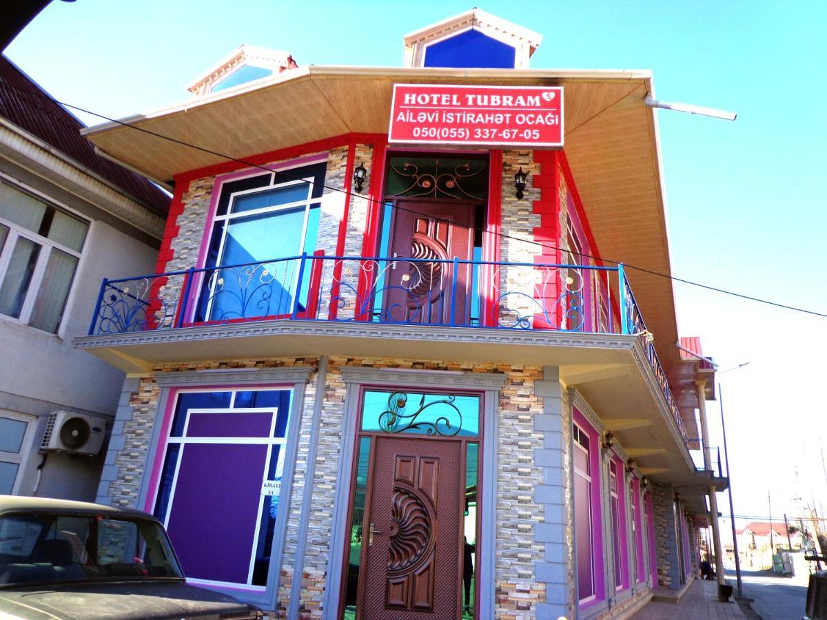 Bed and Breakfast Tubram S Ailəvi Qonaq Evi Şǝki Zewnętrze zdjęcie