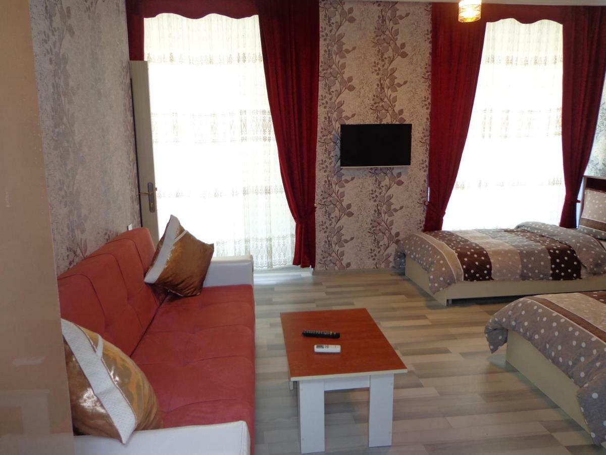 Bed and Breakfast Tubram S Ailəvi Qonaq Evi Şǝki Zewnętrze zdjęcie