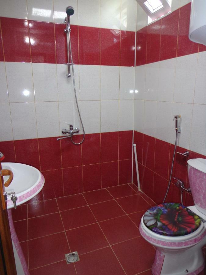 Bed and Breakfast Tubram S Ailəvi Qonaq Evi Şǝki Zewnętrze zdjęcie